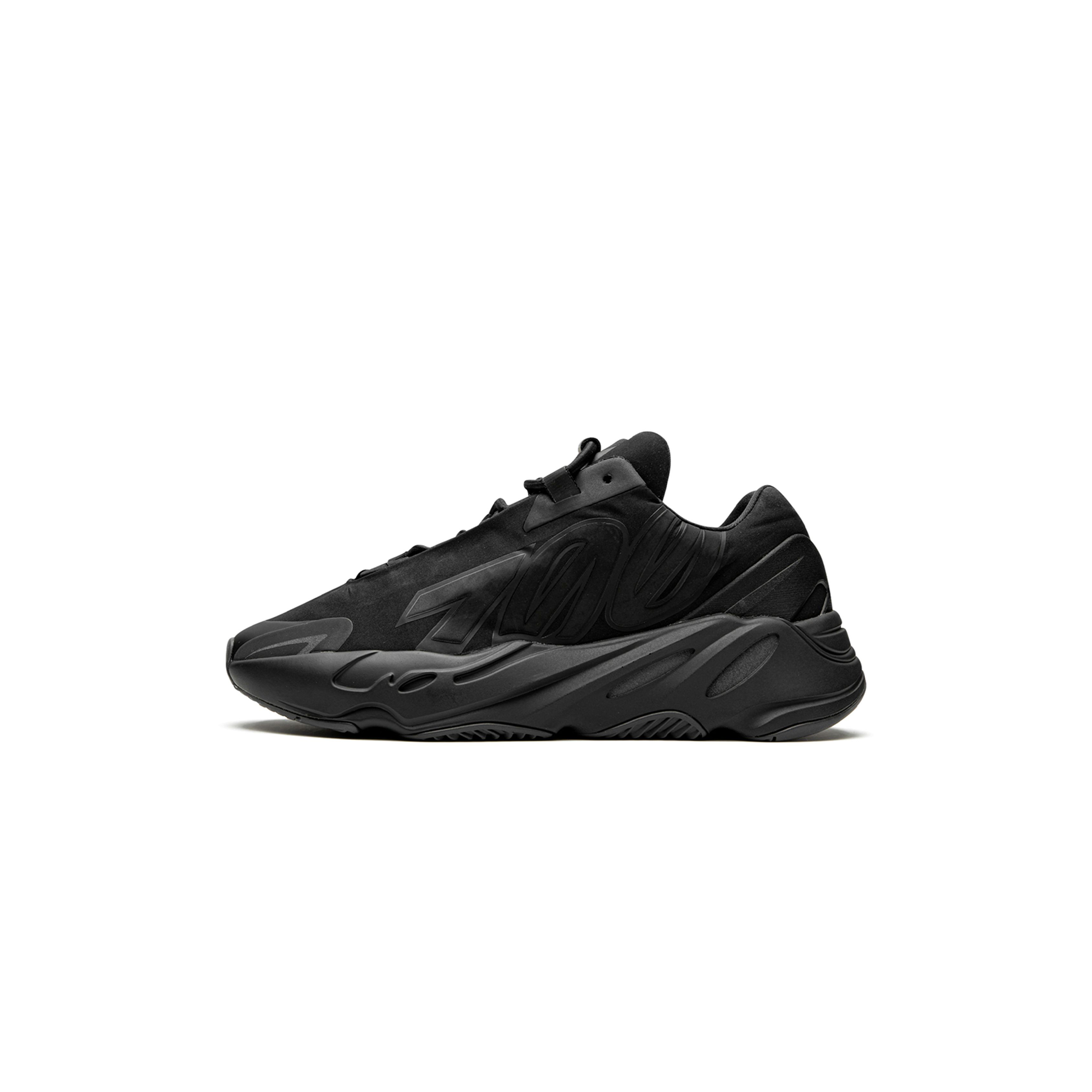 ADIDAS YEEZY BOOST 700 MNVN “BLACK” FV4440